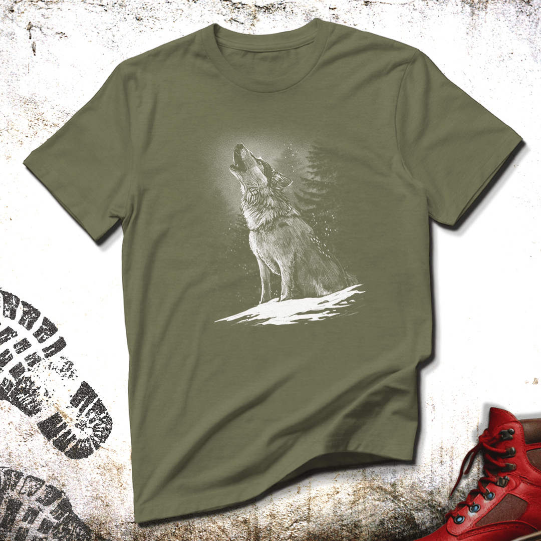 Wolf In The Snow  - Unisex T-Shirt