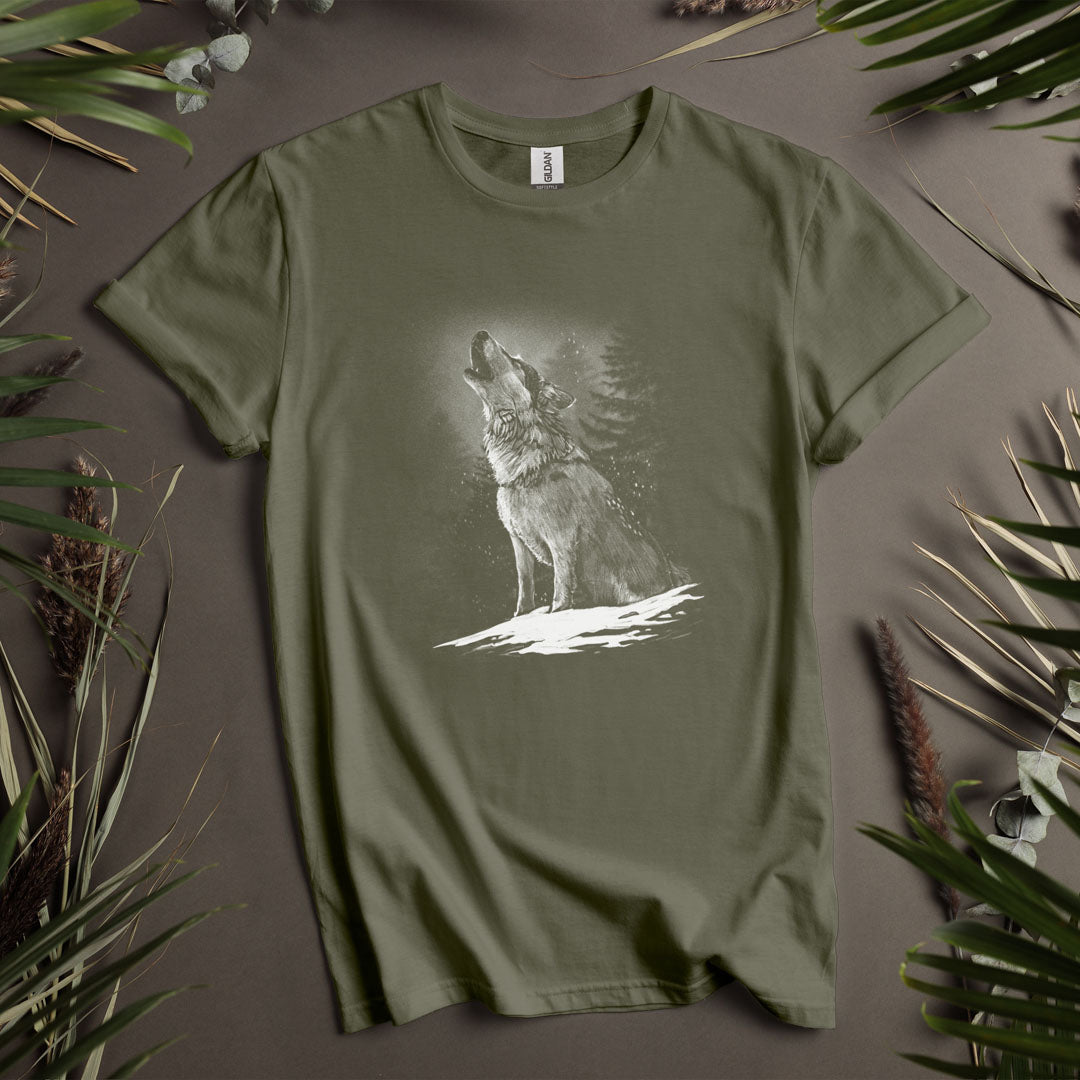 Wolf In The Snow  - Unisex T-Shirt