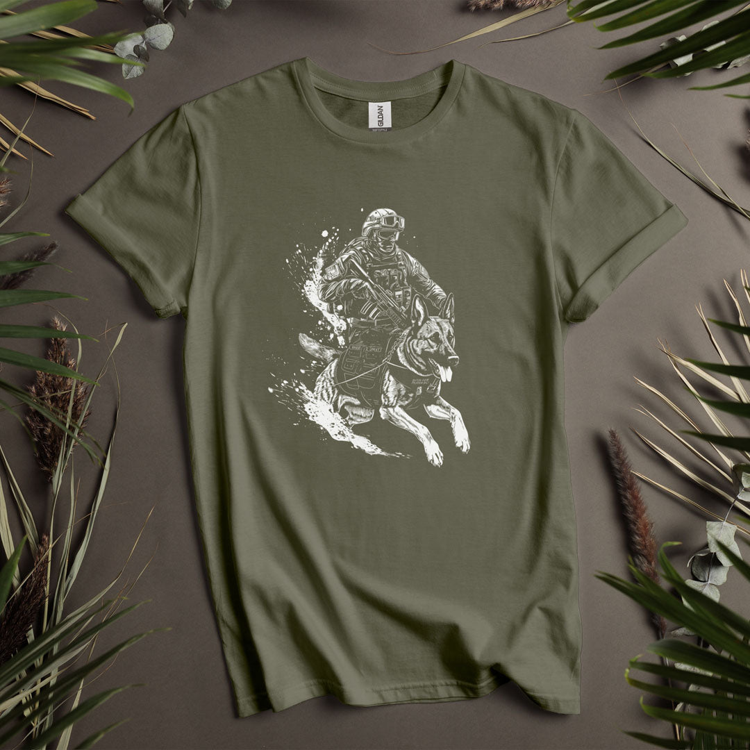 K9 Unit In The Snow - Unisex T-Shirt